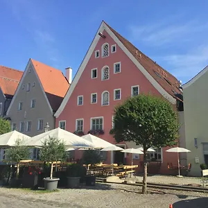 Hotel-gasthof Blaue Traube E.k. Berching